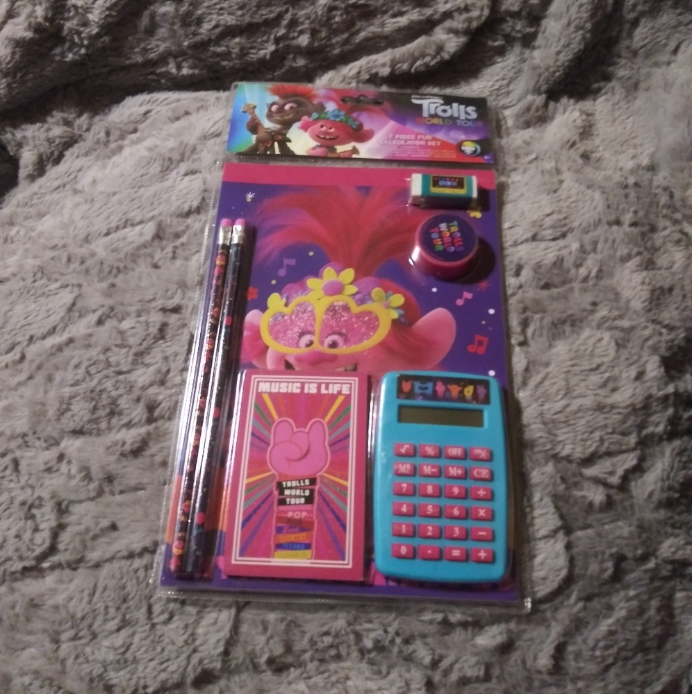 Trolls- back to school set